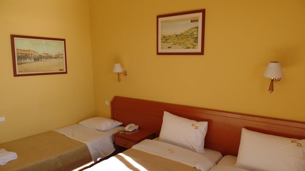 Hotel Cavo D' Oro Pireus Zewnętrze zdjęcie