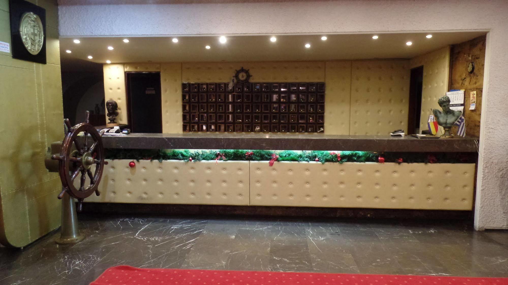 Hotel Cavo D' Oro Pireus Zewnętrze zdjęcie